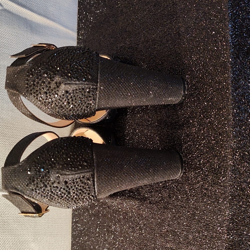 X2B Shoes - Picture 3 of 6